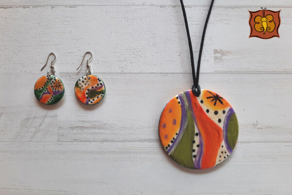 Conjunto collar y pendientes de madera - Imagen 33