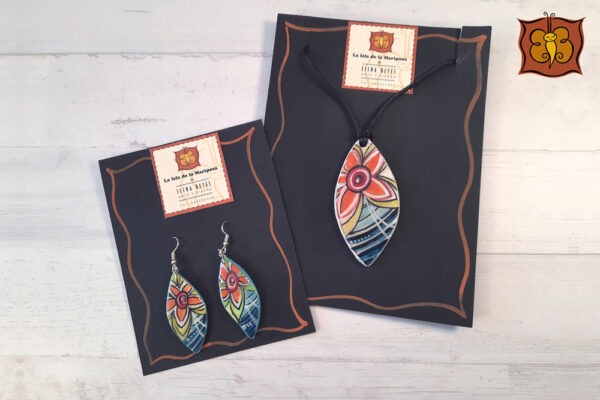 Conjunto collar y pendientes de madera - Imagen 12