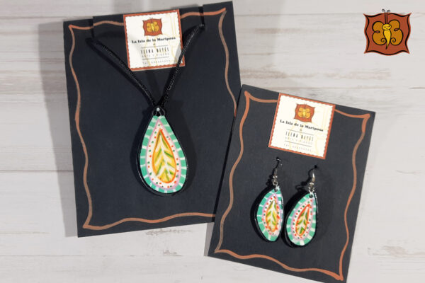 Conjunto collar y pendientes de madera - Imagen 32