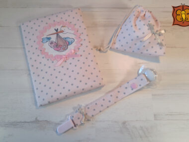 Conjunto sujetachupete + saquito + funda salud
