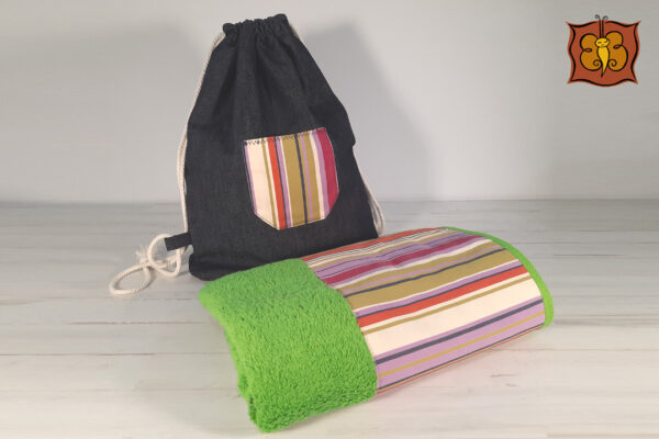 Conjunto toalla y mochila