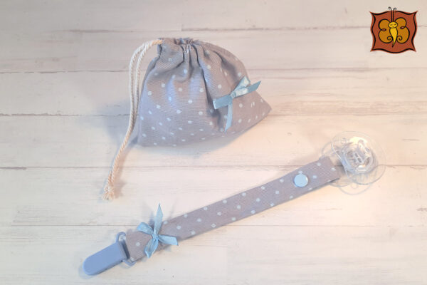 Conjunto sujetachupete + saquito